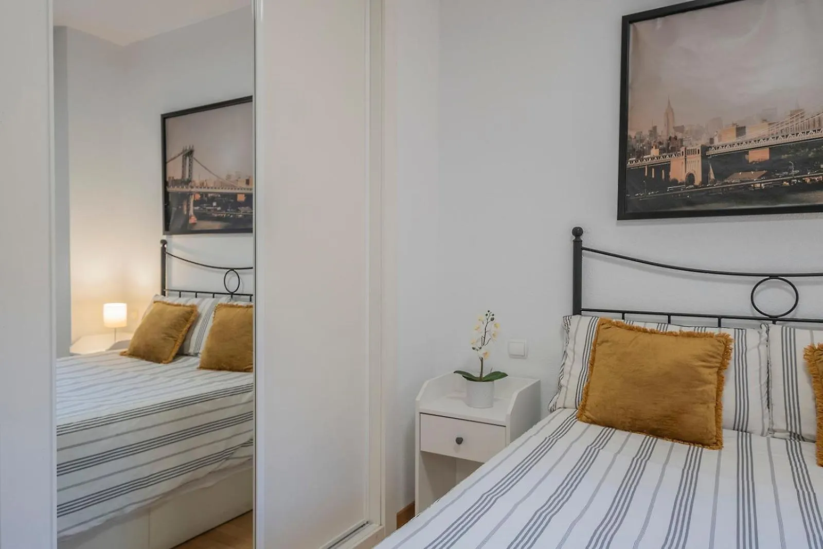 Appartement Apartamento Wanda Ifema Con Parking Y Piscina Madrid Spanje