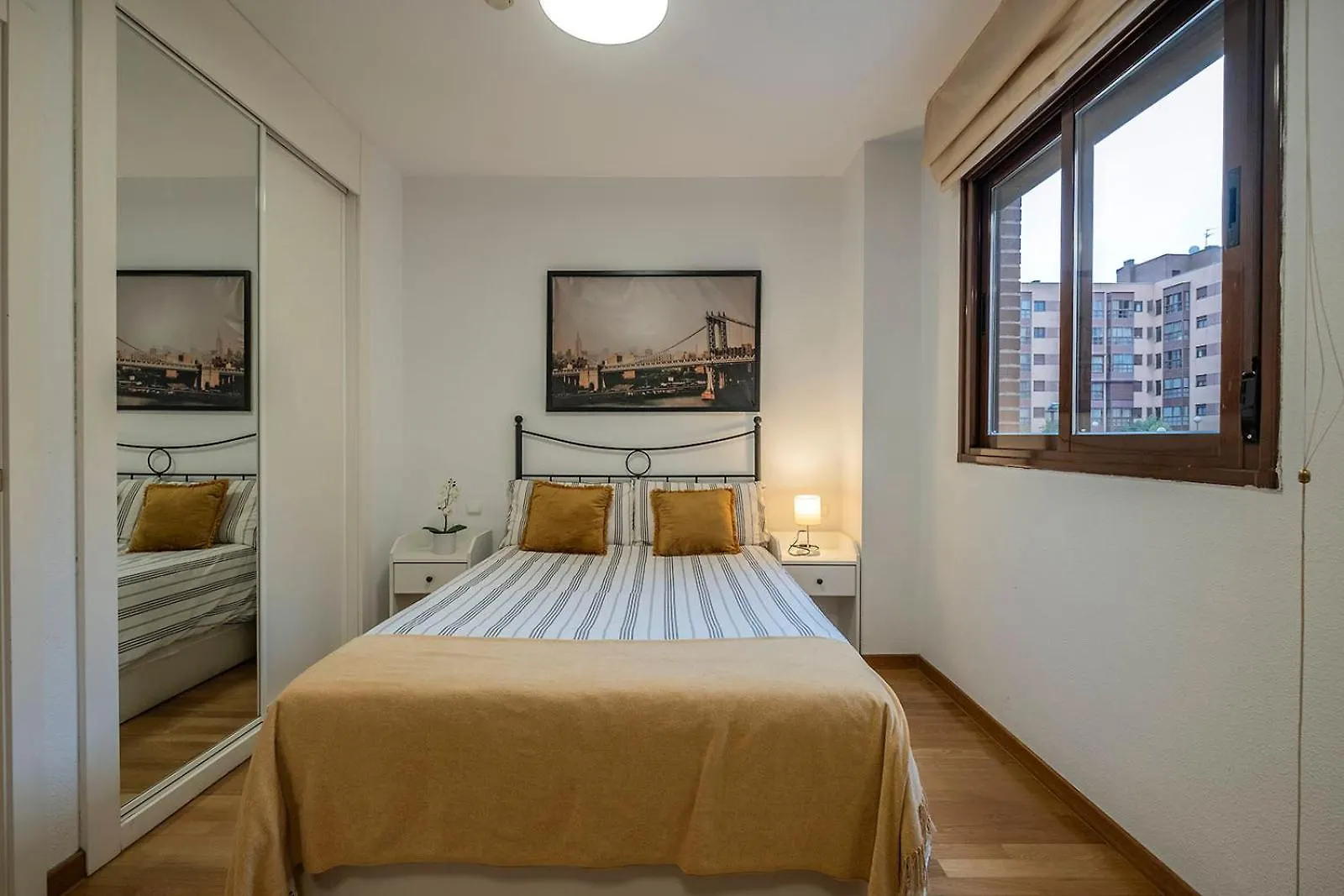 Apartamento Wanda Ifema Con Parking Y Piscina Madrid Appartement